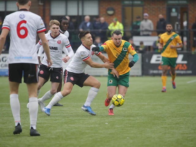 Promotion-chasing Horsham FC were held to a 1-1 draw at home by visiting Chatham Town on Saturday