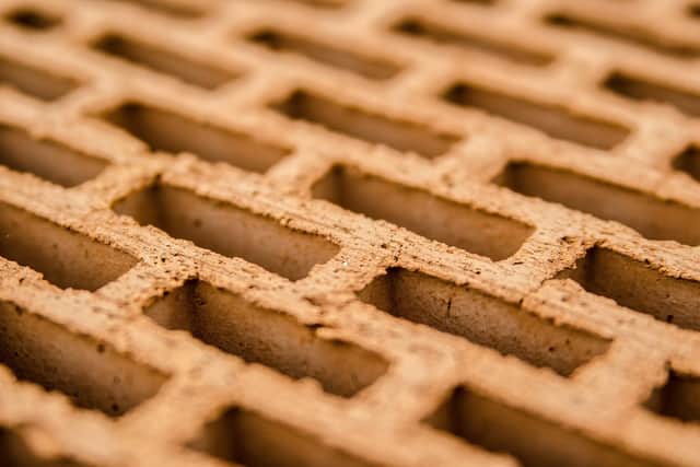A rogue Horsham builder who conned thousands of pounds out of people for shoddy work has now been told he must repay his victims