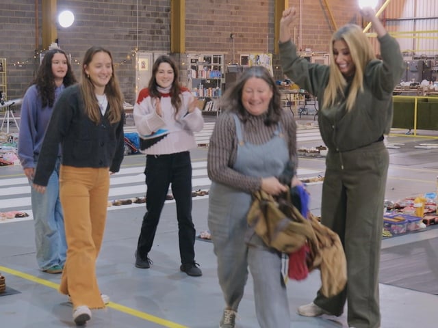 The Jamiesons' declutter gets underway – with encouragement from presenter Stacey Solomon