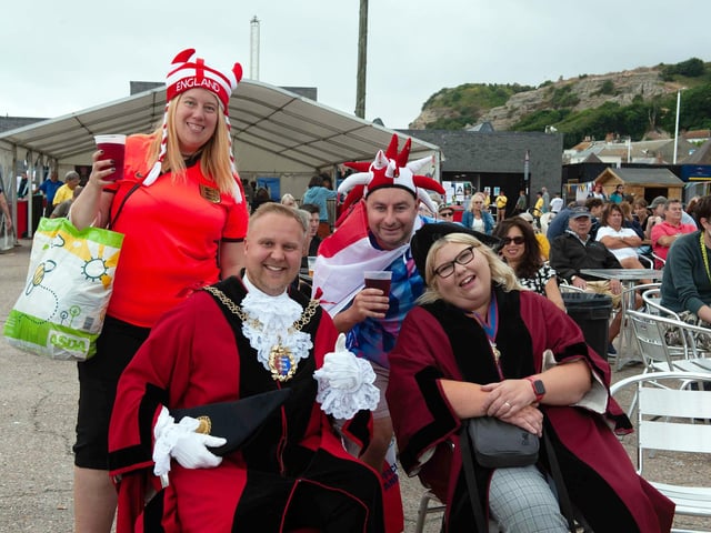 Hastings Old Town Carnival Week 2022: Nearly on the Beach Concert. Photo by Frank Copper