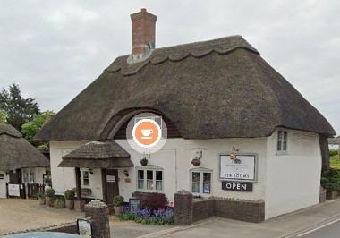 Situated a few minutes away from the beach, these beautiful tea rooms offer fresh, homemade treats and high tea in a cosy thatched cottage setting.