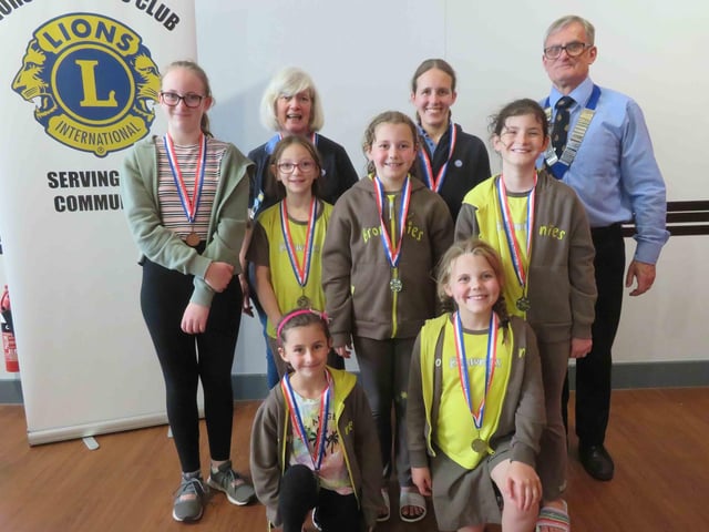 1st Roffey Brownies