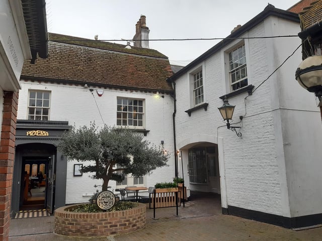 Stanford's Cottage once stood in a group of four buildings at the eastern end of Warwick Street, with open views to the sea. Now it is surrounded by buildings.