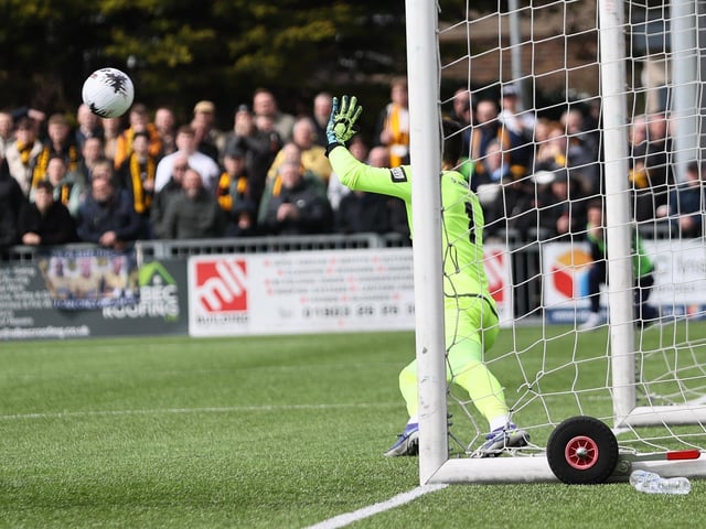 Worthing beat Maidstone in the National South play-off semi-final at a packed Woodside Road