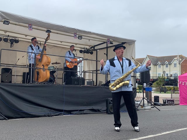 The Rock A Toons at Bognor's Jubilee Street Party
