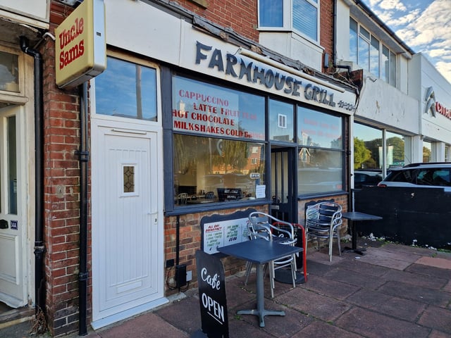 Located on Broadwater Road, Farmhouse Grill is the top spot for Trudi Starling. Sammy Mason added: "💯Farmhouse Grill Broadwater a proper old traditional Cafe 👌"