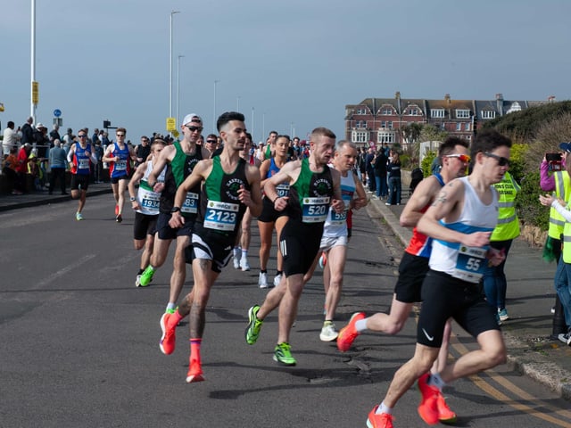 Hastings Half Marathon 2026 - pictures by Frank Copper