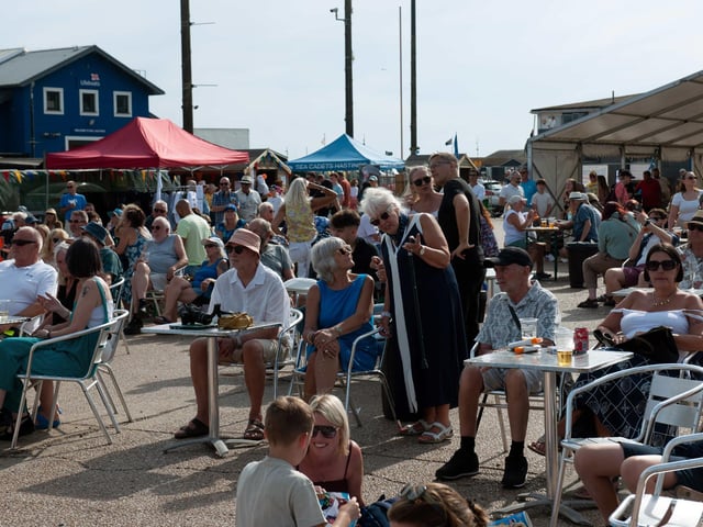 Hastings Old Town Carnival Week: Nearly on the Beach Concert. Pic by Frank Copper.