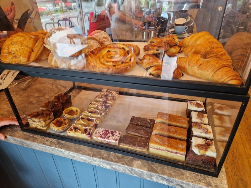 Harriet's coffee house in Rustington has jest celebrated six years in business