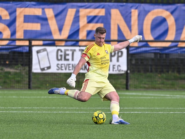Sevenoaks v Hassocks, Isthmian south east division