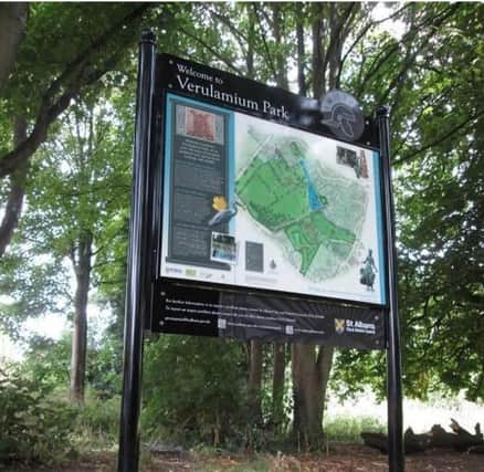 Plans have been approved for the installation of advertisements around South Pond in Midhurst.