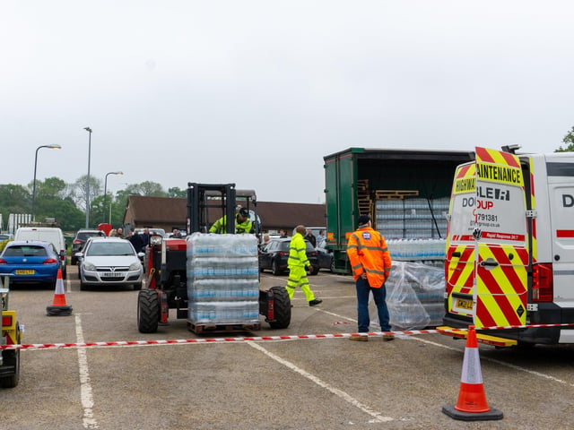 Southern Water customers have flocked to a bottled water station in Billingshurst after Horsham District was left with 'no water' following a ‘failure’ at one of the company’s supply works.
