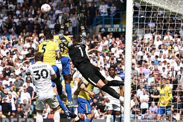 Pulled off two quality saves to tip Klich's effort around the post and Raphinha's free-kick on to the bar. Was winding up Leeds fans all game with his slow goal-kicks. Flapped at a few corners. 7/10