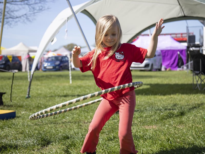 Hula hooping. Photo: Beth Wild/ SEAS