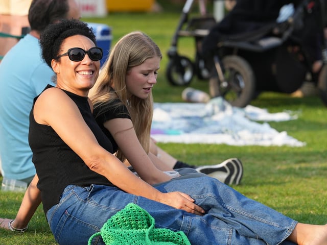 Hundreds enjoy return of free Worthing music festival BroadFest – In Pictures