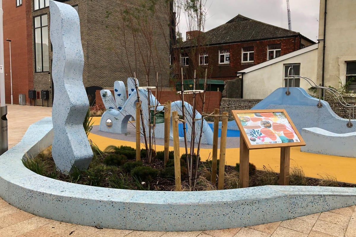 Worthing: Montague Gardens sign shines light on sea kelp restoration efforts