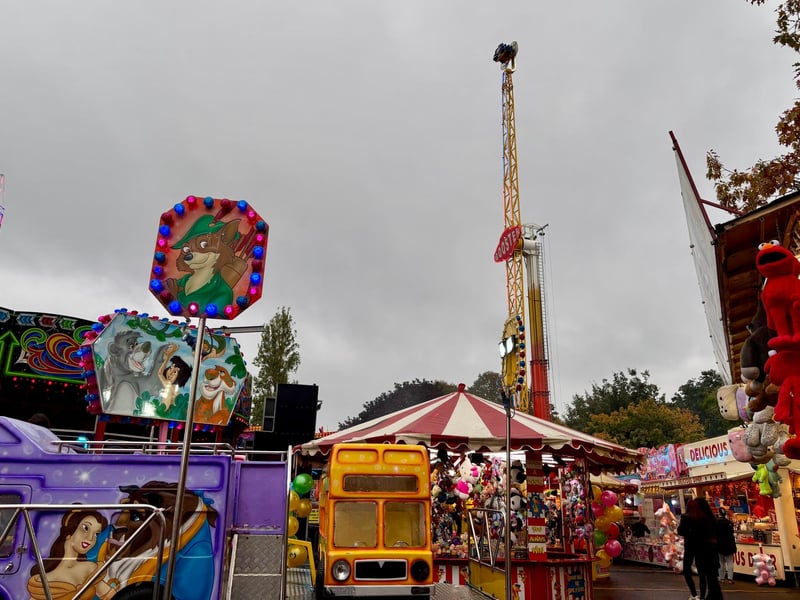 Chichester’s annual Sloe Fair returned to Northgate car park on Tuesday (October 20), bringing a colourful collection of funfair rides to the city.