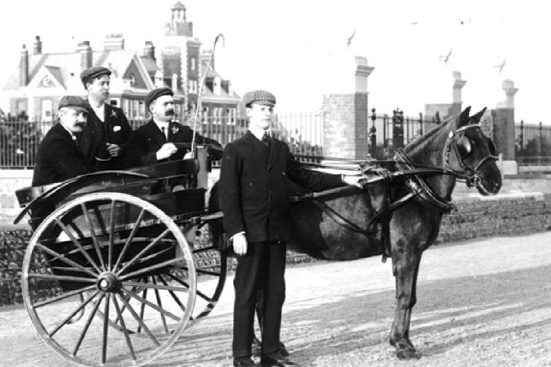Rustington Convalescent Home had its own pony and trap to transport patients to and from Angmering and Littlehampton railway stations. This picture is dated around 1905 and in 1914, a wagonette was purchased for £5.