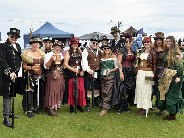 Steampunk Festival Eastbourne 24 (Photo by Jon Rigby)