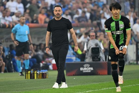 Brighton's Italian head coach Roberto De Zerbi looks on from the sidelines