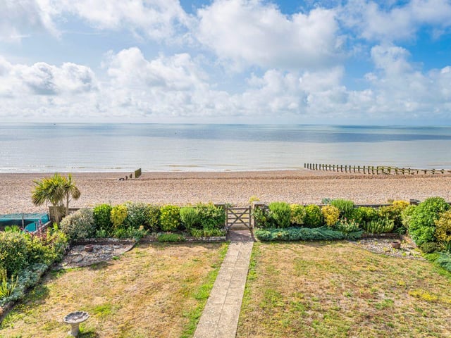 Pebble Road, Pevensey Bay