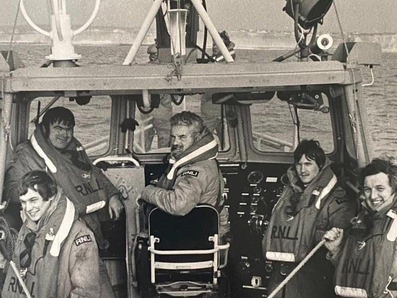 Crew of the ‘Louis Marchesi of Round Table’ on 23 January 1983. Left to right: Ian Johns, Mike Beach, Len Patten (Coxswain), Lol Deakin and Derek Payne, and Rick Ward behind the wheelhouse on starboard side.