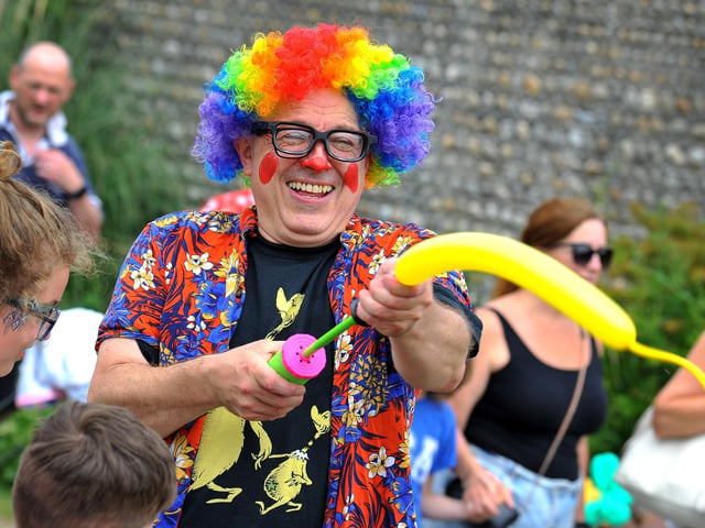Fun and games in Denton Gardens at the community picnic