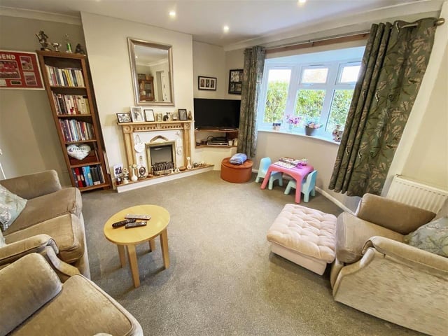 This extended family home in Littlehampton is in good condition throughout. It has just come on the market with Glyn Jones priced at £390,000.