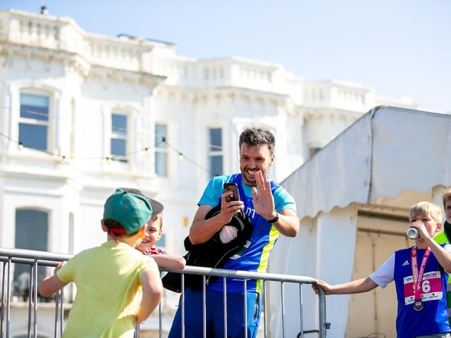 Images from a sun-baked Worthing 10k
