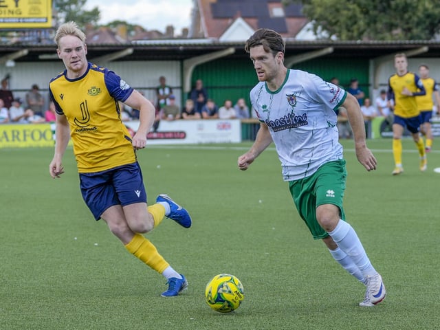Rocks v Moneyfields, Isthmian South Central