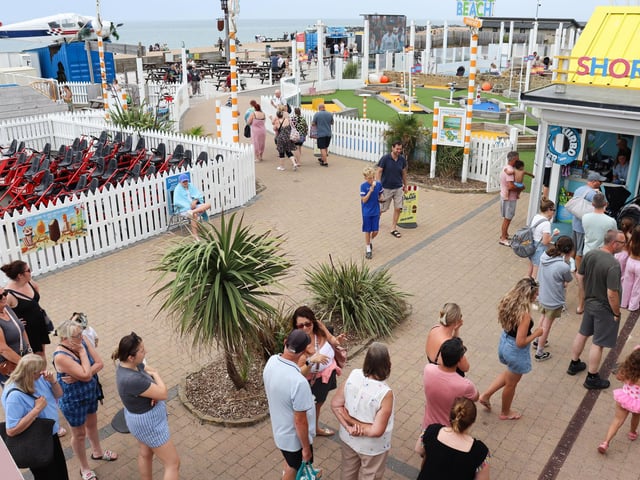 Queuing for free ice-cream at Seal Bay Holiday resort