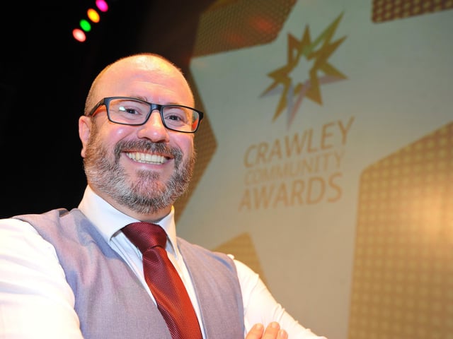 Presenter Duff Eynon