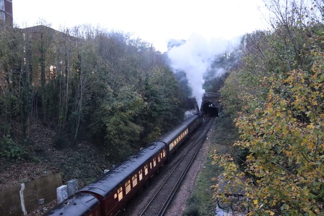 The loco approaching Ore tunnel