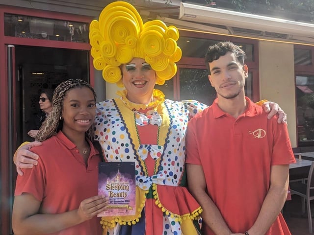 Panto cast at Donatello