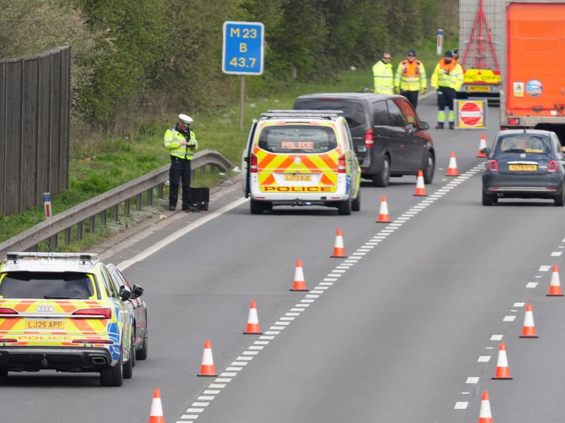 A police investigation is underway after a serious collision on the M23, near Gatwick Airport. Sussex Police confirmed that officers are ‘investigating a serious single vehicle collision’. It happened between junction ten (Crawley) and junction nine (London Gatwick Airport), just after 5am, on Thursday (April 2).