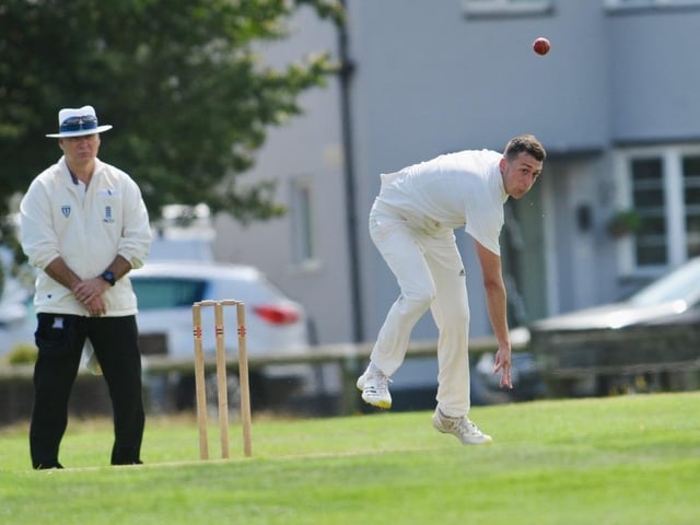 Action between Broadwater CC and Goring CC in Division 4 West of the Sussex Cricket League