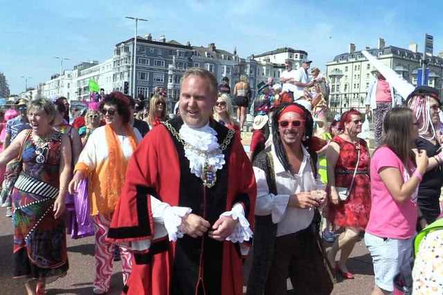 Frock Up Friday in Hastings