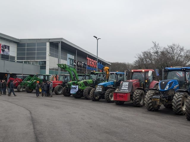The tractor convoy in Hastings on January 17, 2025