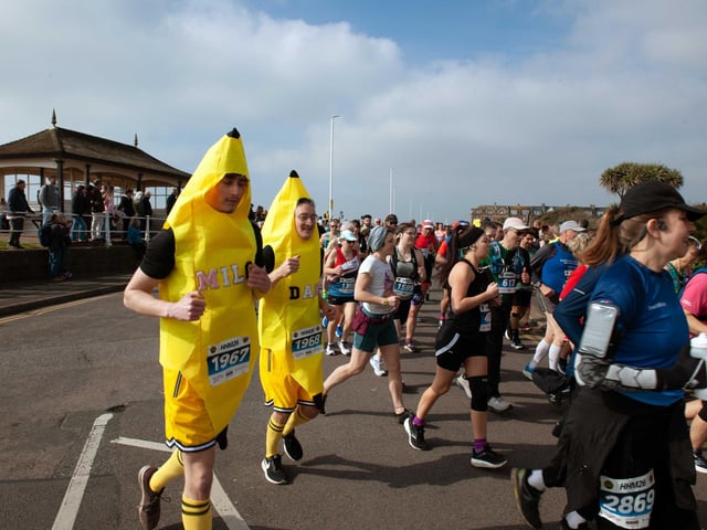 Hastings Half Marathon 2026 - pictures by Frank Copper