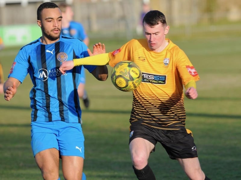 Littlehampton Town lost 4-0 to Sevenoaks Town at the Sportsfield. Photographer Stephen Goodger was there to catch the action.