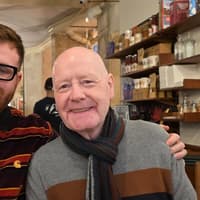 Man's run from Brighton Pier to Hastings Pier in memory of 'best friend' dad