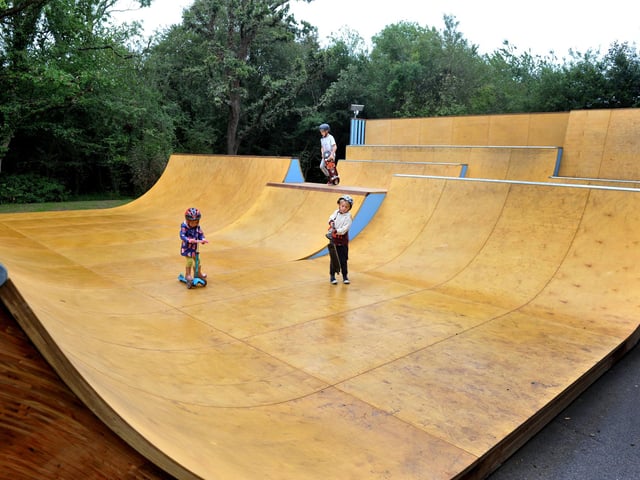Official opening of the new Southwater Skatepark. SR2307312. Photo by S Robards/Sussex World