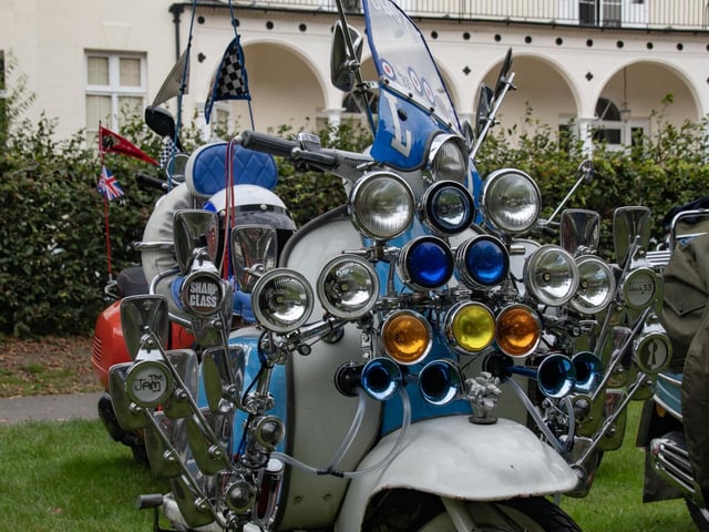 Crowds enjoyed the spectacular scooter rally which took place at Bognorphenia this weekend.