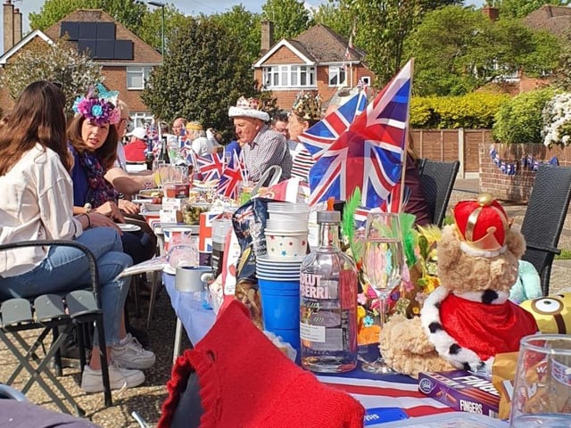 Around 150 Willowbed Drive family and friends taking part. We had face painting, rock painting, clay modelling, arts and crafts, best crown competition, quiz, lucky dip, bottle tombola, line dancing and karaoke into the late evening.