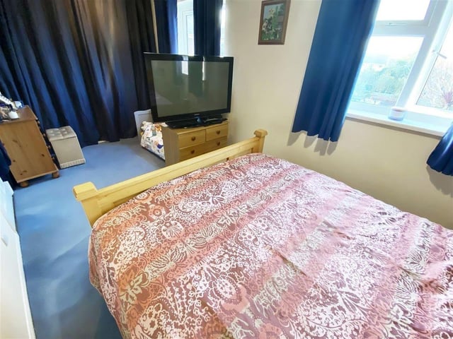 This extended family home in Littlehampton is in good condition throughout. It has just come on the market with Glyn Jones priced at £390,000.