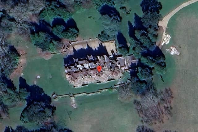 Internal alterations could create family home at iconic Listed mansion ...