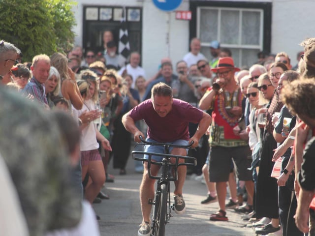Hastings Old Town Carnival Week 2025: Bike Race. Photo by Roberts Photographic.