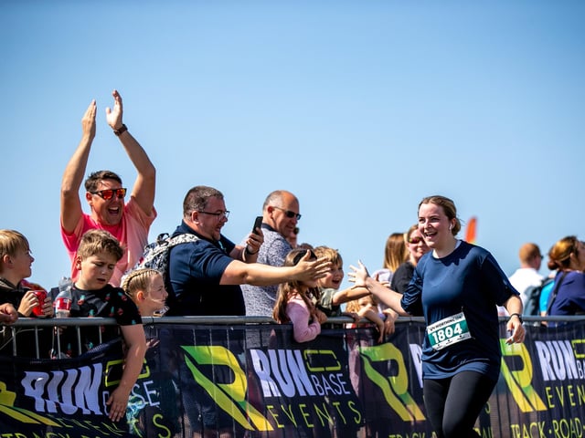 Images from a sun-baked Worthing 10k