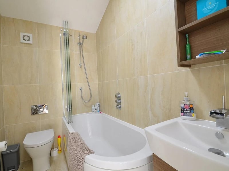 The property has two en suites and a family bathroom