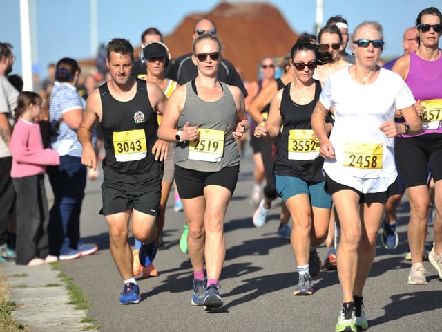 Littlehampton 10K 2026. HR26090601 Pic Hollie Robards/Iconic Media Group
